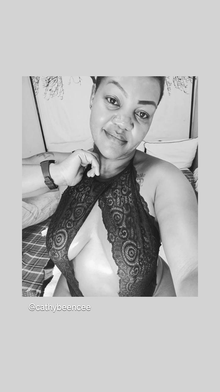 Watch Beencee's Live Sex Show