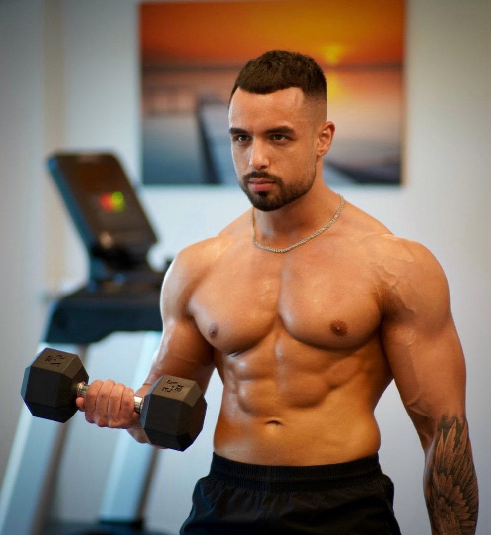 Watch fit_muscleman's Live Sex Show