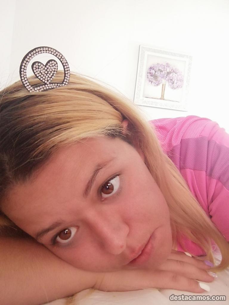 Sehen Sie sich Golosa_18s Live-Sexshow an