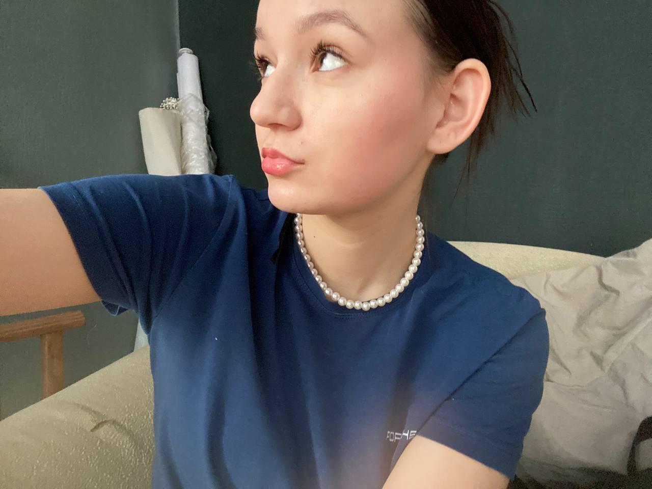 Watch CateGomer's Live Sex Show