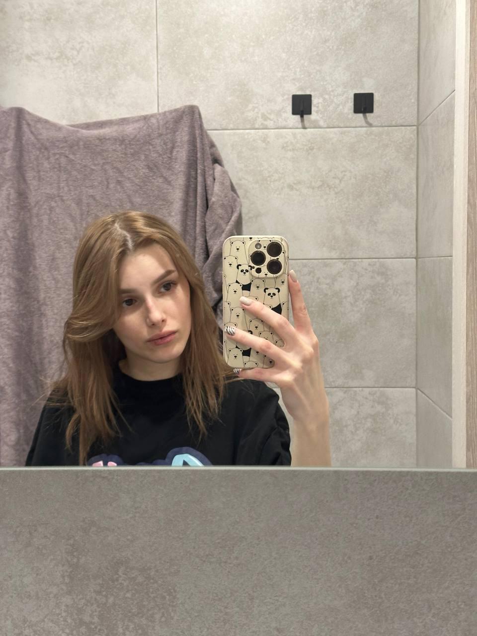 Смотреть секс шоу QueenieHeckler