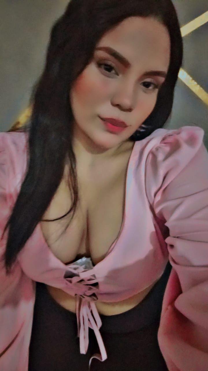 Watch MilfJessica_'s Live Sex Show