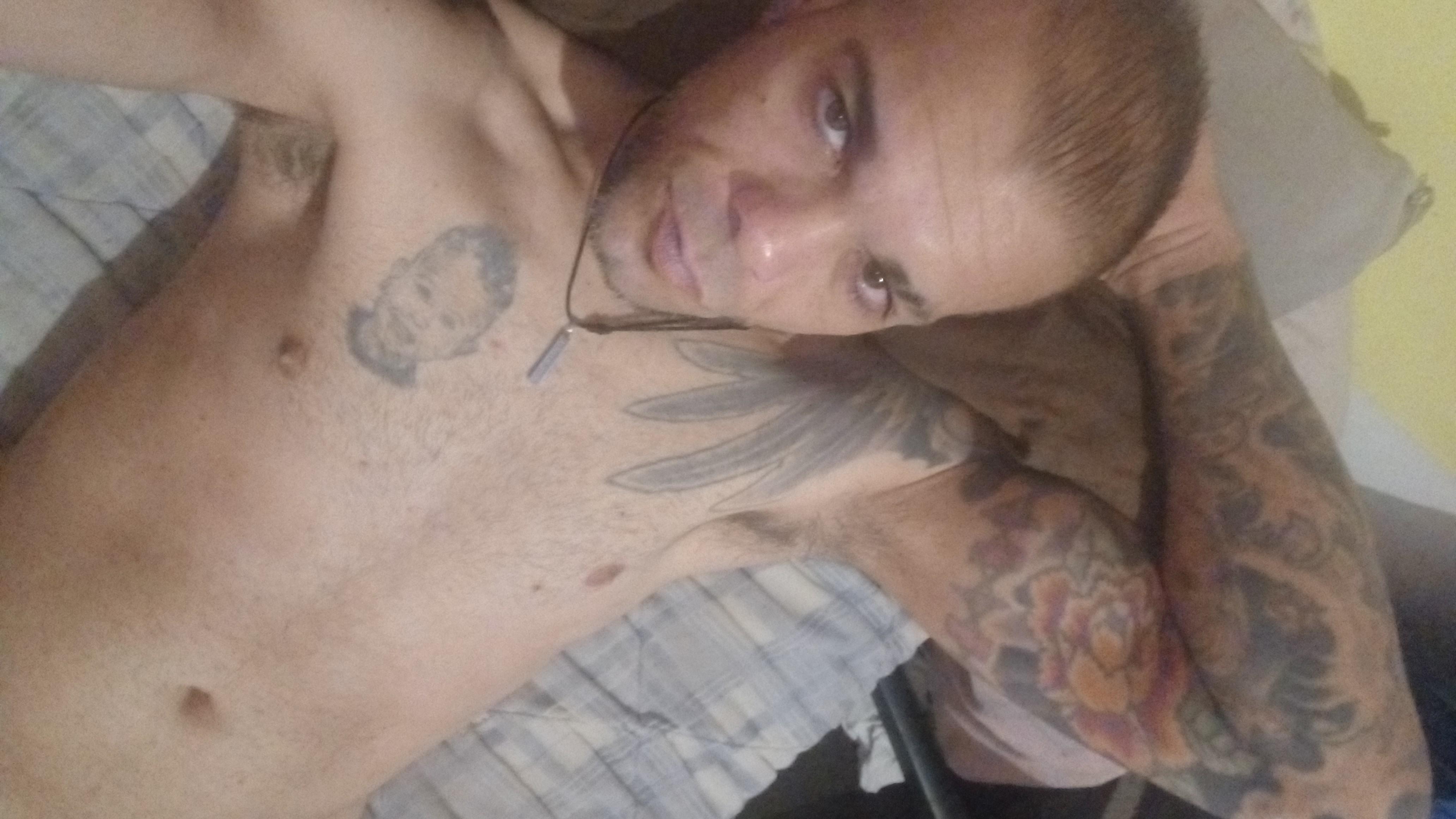 Watch sergiohott3's Live Sex Show