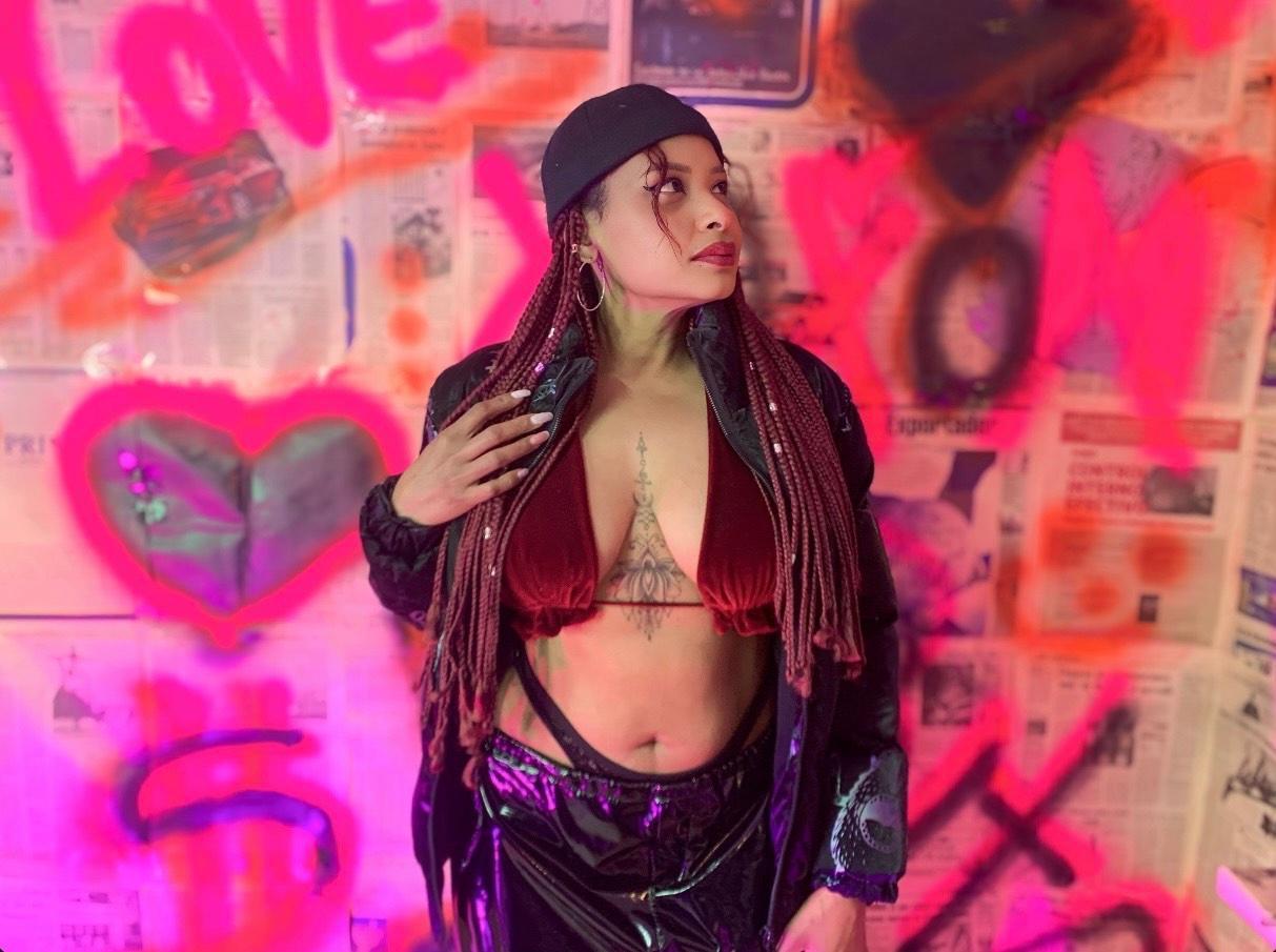 Sehen Sie sich Dominik_girls Live-Sexshow an