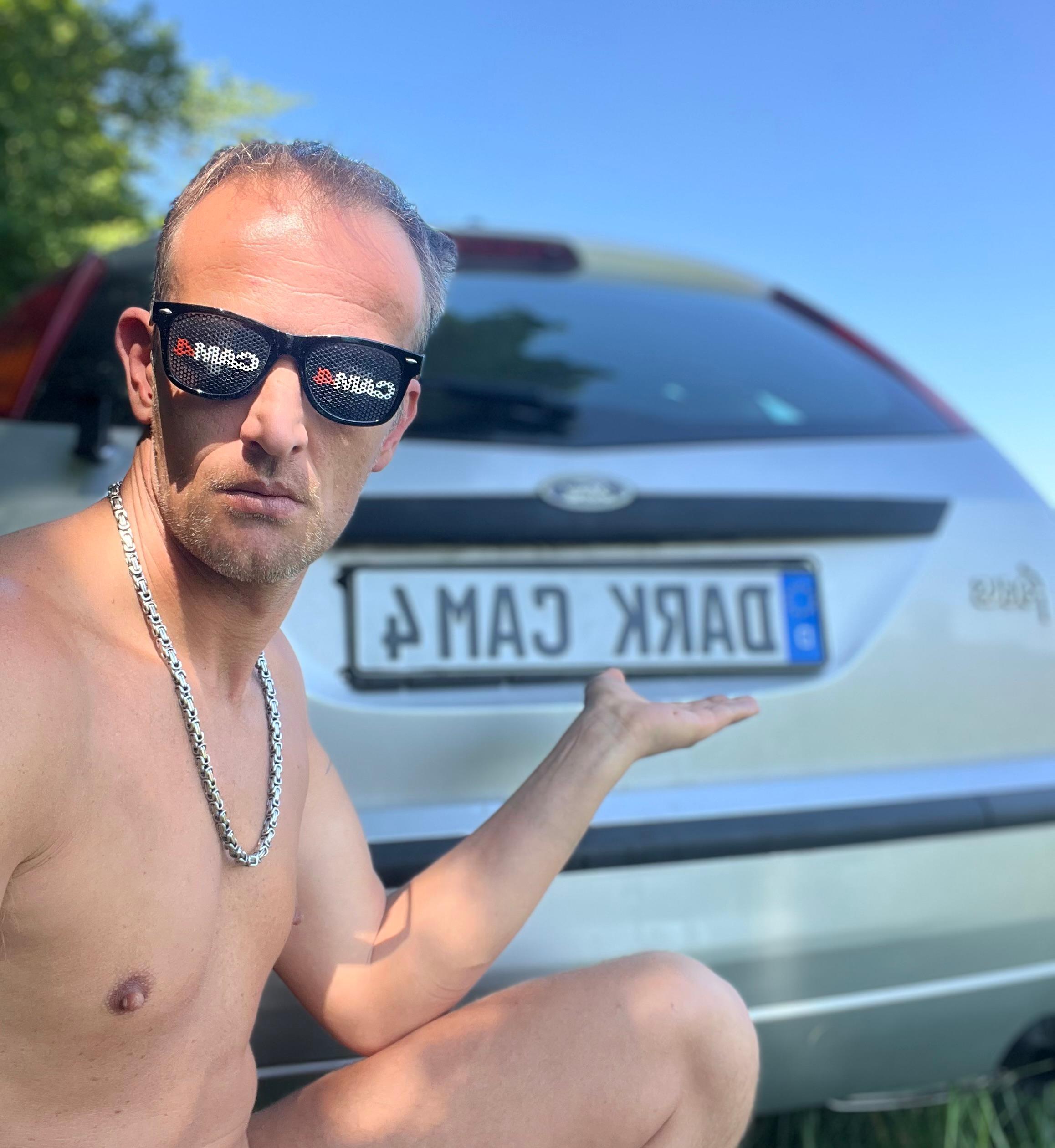 Sehen Sie sich darksecret_Lars Live-Sexshow an