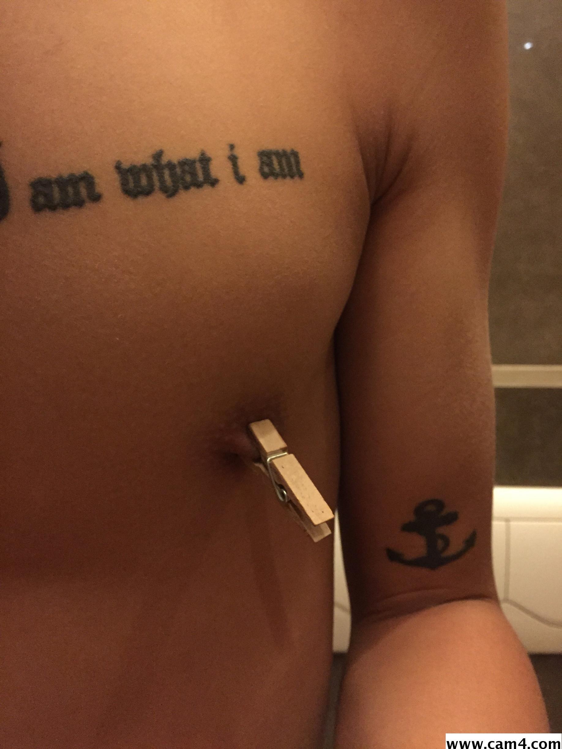 Watch kuroky's Live Sex Show