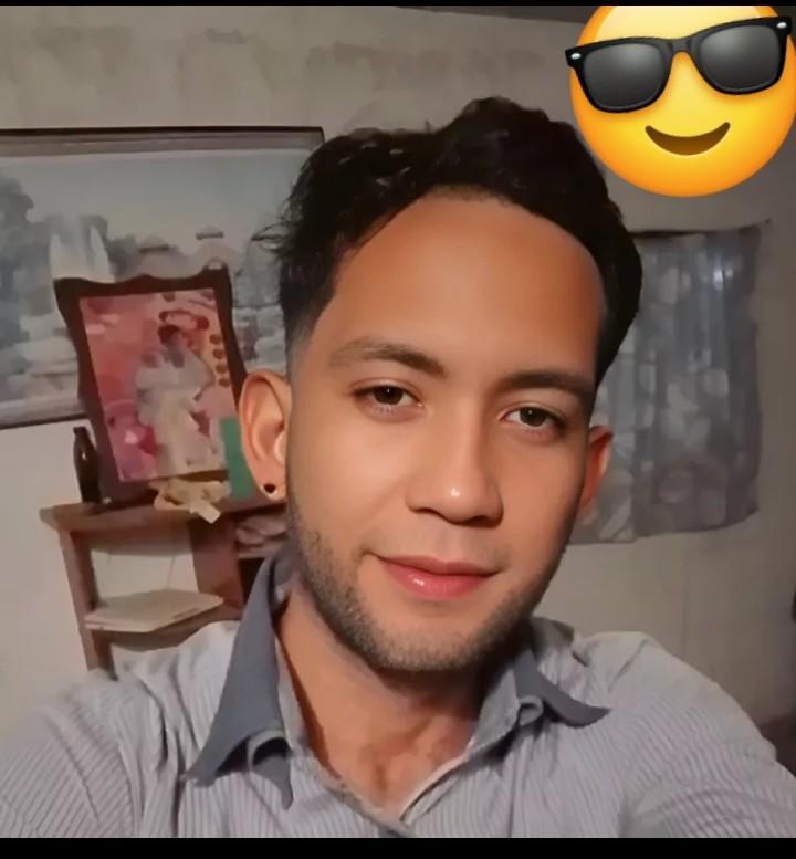 Watch aly_pig_hot's Live Sex Show
