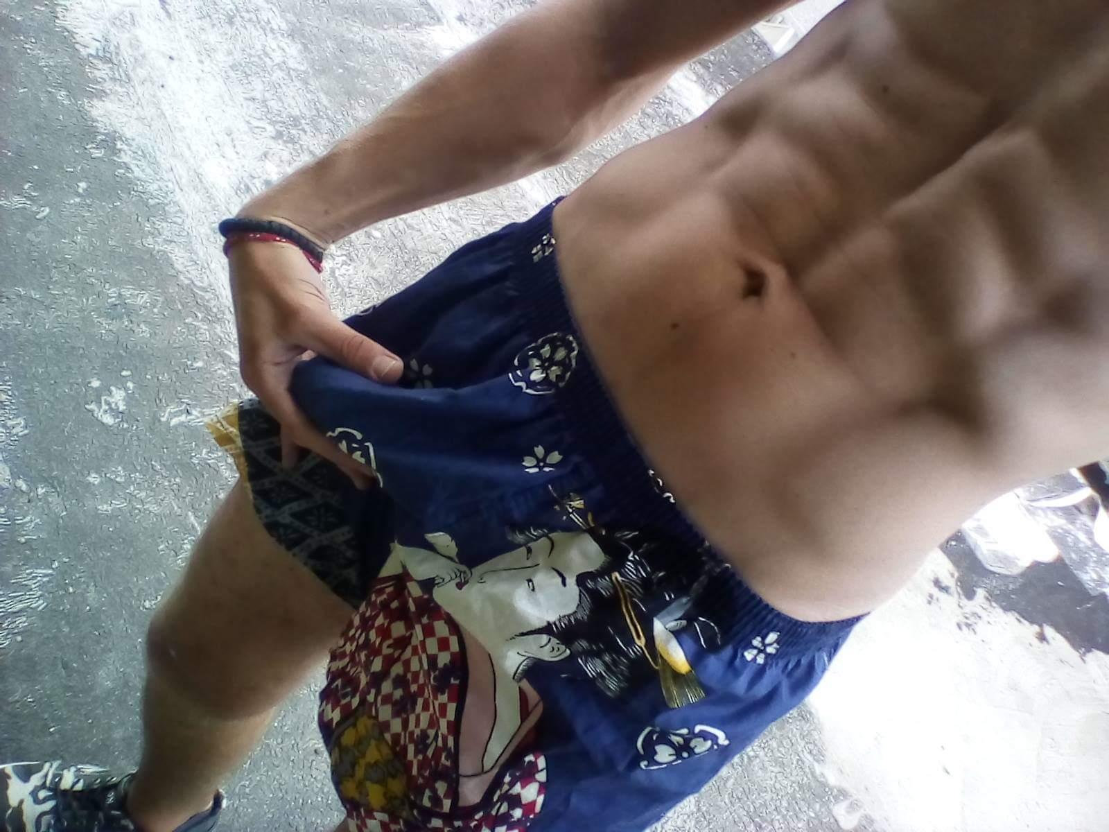 Watch steveyknows's Live Sex Show