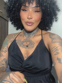 Watch girl_tatto13's Live Sex Show
