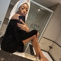 Sehen Sie sich melangelo17s Live-Sexshow an