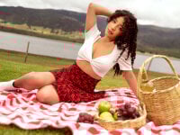 Sehen Sie sich Aillyn_Moonlights Live-Sexshow an