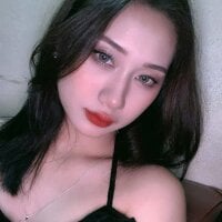 Sehen Sie sich Minin-346s Live-Sexshow an