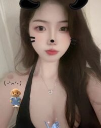 Sehen Sie sich xialuo25s Live-Sexshow an