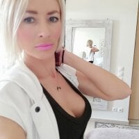 Sehen Sie sich _Maddalena_s Live-Sexshow an