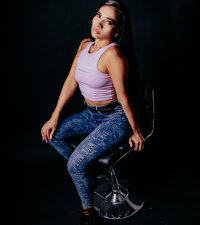 Watch kataleyandliam's Live Sex Show