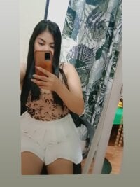 Watch itsmeCammie's Live Sex Show
