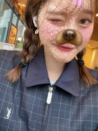 Sehen Sie sich karenchaaans Live-Sexshow an