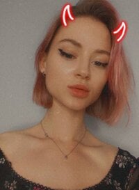 Watch lovely_ki's Live Sex Show