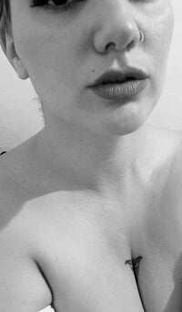 Watch Dulcemelodia's Live Sex Show