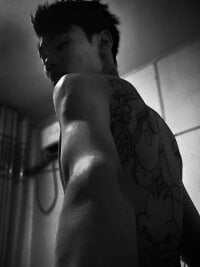 Sehen Sie sich xiaojie2563s Live-Sexshow an