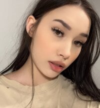 Watch Amalia_3's Live Sex Show