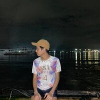 Watch RoyalBlooded_Guy69x's Live Sex Show