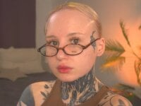 Watch bebabenny's Live Sex Show