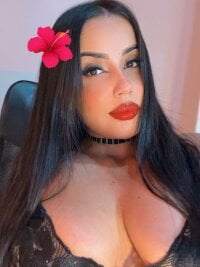 Watch Violetta_0's Live Sex Show