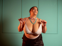 Sehen Sie sich tati_reyesss Live-Sexshow an