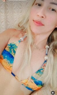 Sehen Sie sich melissa_35_s Live-Sexshow an