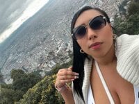 Watch MileyHudson's Live Sex Show