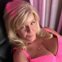 Sehen Sie sich Lenaxoxs Live-Sexshow an