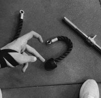 Sehen Sie sich cutekarans Live-Sexshow an