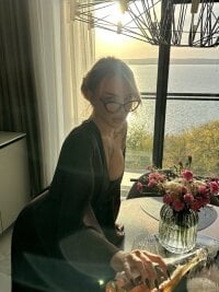 Смотреть секс шоу Tenderiris_