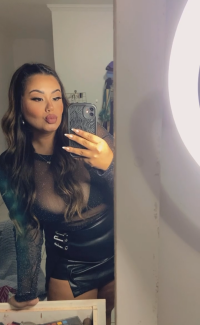 Sehen Sie sich pritaysns Live-Sexshow an