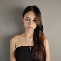 Sehen Sie sich JinaPrats Live-Sexshow an