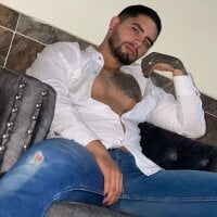 Watch matteosantos's Live Sex Show