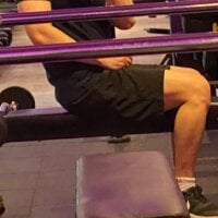 Watch starvingo2002's Live Sex Show