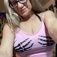 Sehen Sie sich TrenaAnnes Live-Sexshow an