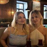 Смотреть секс шоу twoflowersshy