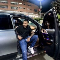 Watch PapiStan's Live Sex Show