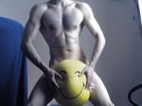 Watch hakaanyigitbeyy's Live Sex Show
