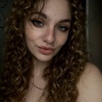 Sehen Sie sich Night_dreamss Live-Sexshow an