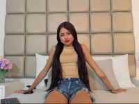 Watch sunnyWhitee's Live Sex Show