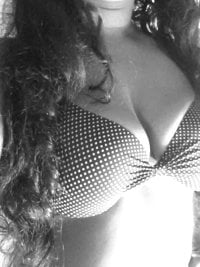 Watch Yourdikshi's Live Sex Show