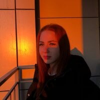 Смотреть секс шоу Young_redbabe