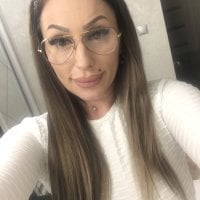 Watch hotgirlsmoking_69xxx's Live Sex Show