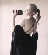 Watch ElvinaBeldon's Live Sex Show