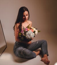 Watch emma_brooks1's Live Sex Show