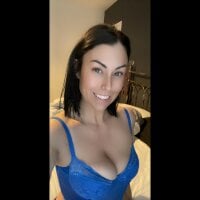 Watch xCharlie_MILFx's Live Sex Show